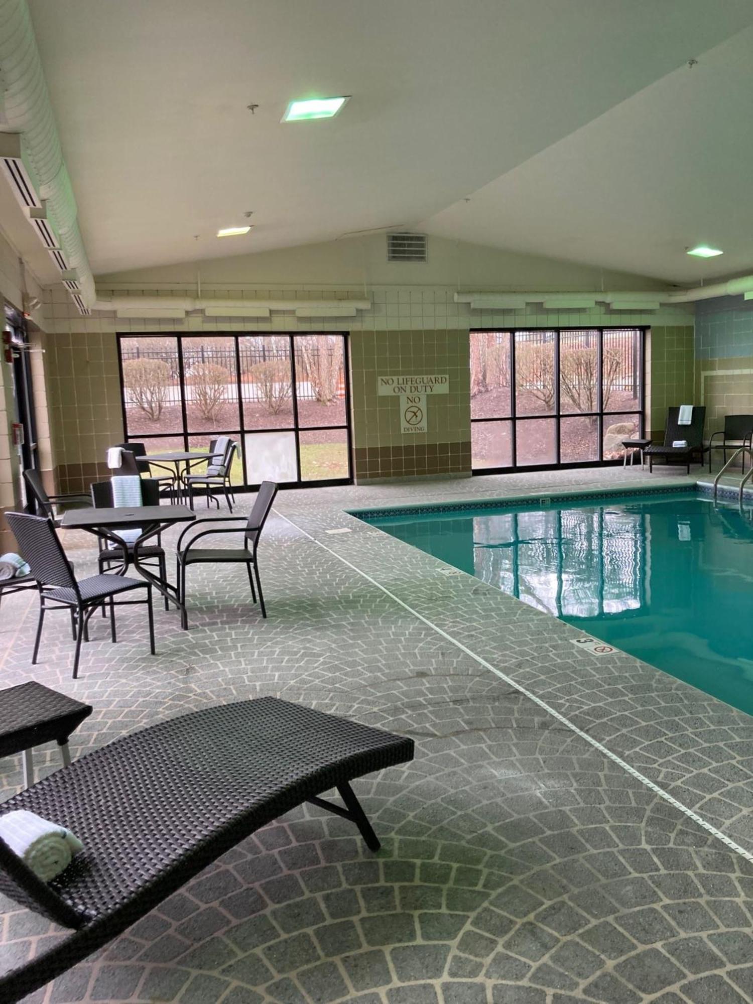 Holiday Express - Nw - Fairlawn, An Ihg 3*