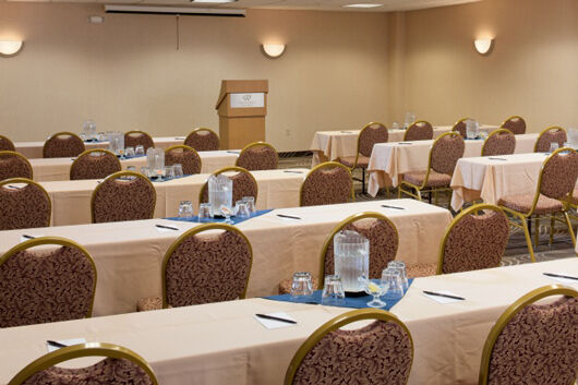 Hotel Holiday Express - Nw - Fairlawn, An Ihg Akron